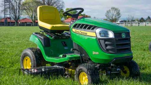 John Deere D125 beoordelingen en specificaties
