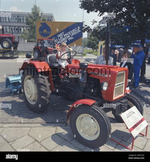 Ursus C-330M specificaties